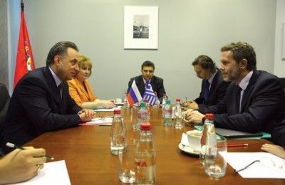 Russian Sport, Tourism and Youth Policy Minister Vitaly Mutko and Greek Culture and Tourism Minister Pavlos Geroulanos held talks in July on bilateral tourism relations between the two countries. Mr. Mutko expressed his belief that Greece is a safe destination for Russian tourists.