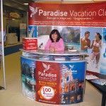 Paradise Vacation Club’s representative, Maria Stella, informed visitors of the travel agency’s eye-catching offers for the upcoming three-day weekend (10-13 June) Greek holiday of Agios Pnevmatos (Holy Spirit).