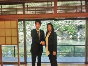 Japan’s Parliamentary Vice-Minister for Foreign Affairs Minoru Kiuchi and Greek Tourism Minister Olga Kefalogianni in Tokyo.
