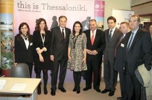 Thessaloniki Hotels Association President Aristotelis Thomopoulos (third from left) with Greek Tourism Minister Olga Kefalogianni (center) at the association's stand at the 29th Philoxenia exhibition.