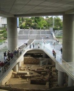 A city under the city: Excavation at the Acropolis Museum. Photo © Wikimedia Commons