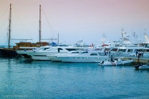 Spetses, yachts berthed at the mole. Photo © Maria Theofanopoulou