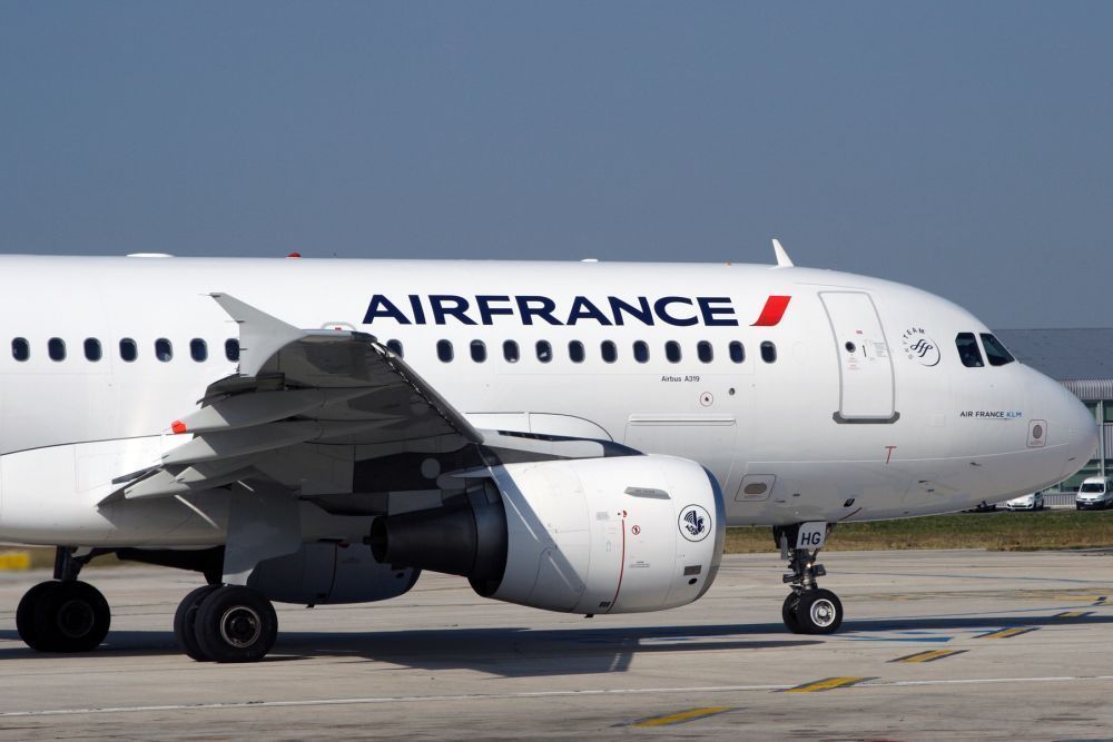 Air_France_AIRBUS A319
