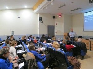 During the seminar, Dimitris Koutoulas, Tourism and Marketing Consultant and Assistant Professor at the University of Patras, gave a detailed presentation on how tourism marketing is applied in practice. Photo source: Region of Attica