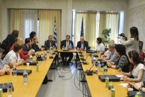 The regional governor of Eastern Macedonia–Thrace, Georgios Pavlidis, in a meeting with the Romanian journalists and tour operators.