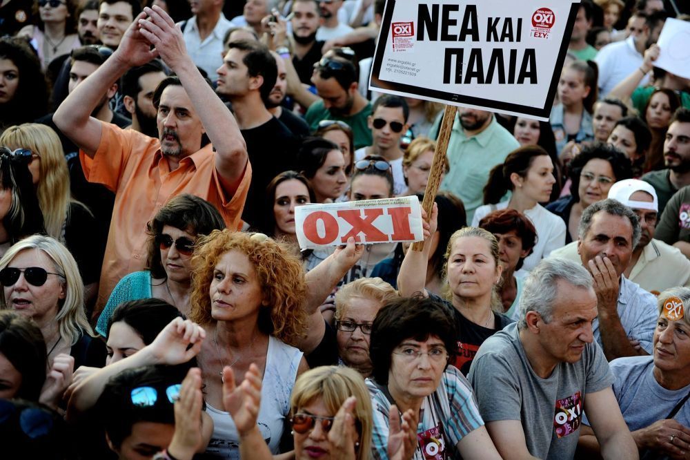 Supporters of the "No" vote. Photo credit: Aggeliki Koronaiou
