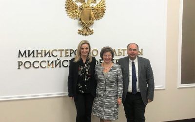 Vice-president of the Greek National Tourism Organization (GNTO) Angeliki Chondromatidou; director of the Tourism and Regional Policy Department - Culture Ministry of Russia Olga Yarilova; head of the GNTO office for Russia and CIS Polykarpos Efstathiou.