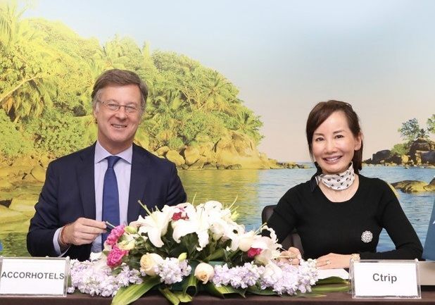 Signing Ceremony between AccorHotels Chairman and CEO Sebastien Bazin and Ctrip CEO Jane Sun
