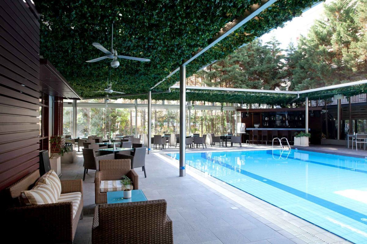 Lazart Hotel outdoor pool. Photo © Lazart Hotel