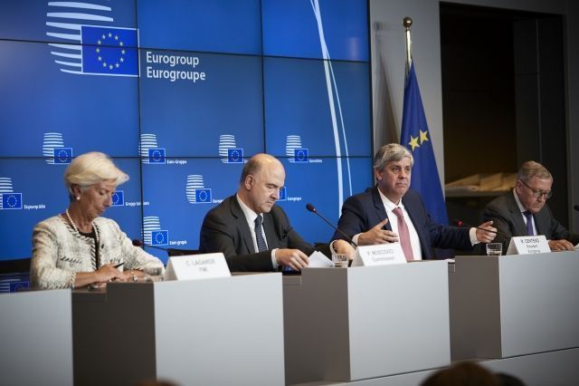 Christine Lagarde, Managing Director of the IMF; Pierre Moscovici, European Commissioner for Economic and Financial Affairs, Taxation and Customs; Mario Centeno, President of the Eurogroup; and Klaus Regling, European Stability Mechanism Managing Director. Copyright: European Union 