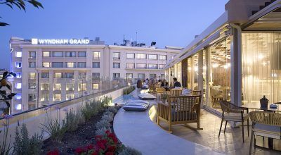 The rooftop bar and restaurant of the Wyndham Athens Residence.