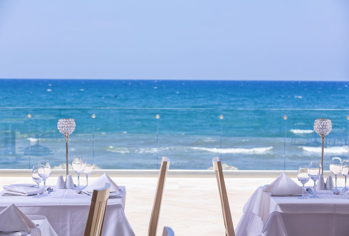 Creta Beach, restaurant area.