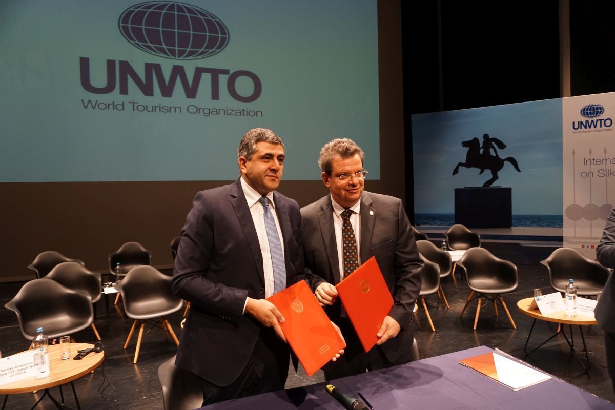 UNWTO Secretary General Zurab Pololikashvili and Aristotle University Rector Pericles Mitkas. Photo © GTP