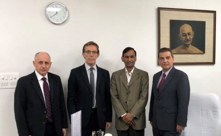 TIF Helexpo President Tasos Tzikas with CEO Kyriakos Pozrikidis, the Head of the India Trade Promotion Organization, LC Goyal, and the Commercial Attaché of the Greek Embassy in India, Vasilis Skronias.