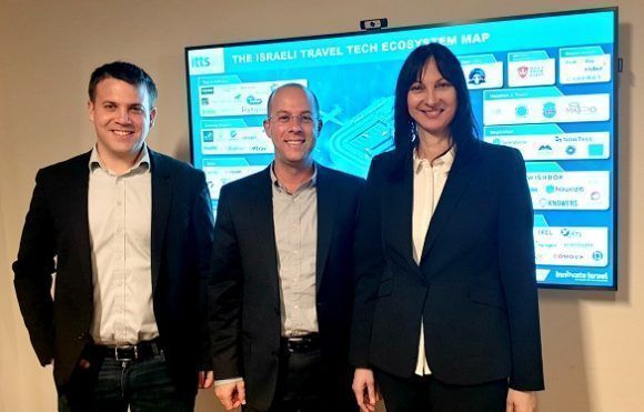 Tourism Minister Elena Kountoura with the head of Innovate Israel Itai Green and the coordinator of Israel Travel-Tech Startups (ITTS) Michael Ben Aharon.