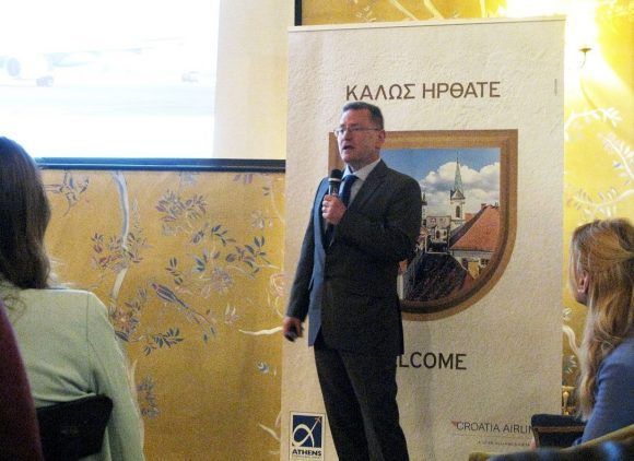 Antonis Rossolatos, Commercial Director of Intermodal Air, spoke of Croatia Airlines' 30 years of operation during an event in Athens. Photo: GTP