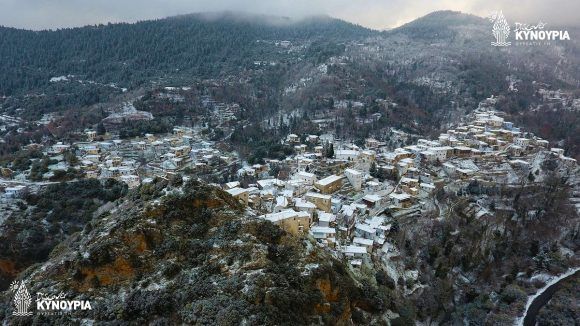 Kastanitsa in Arcadia during winter. Photo Source: discoverkynouria.gr