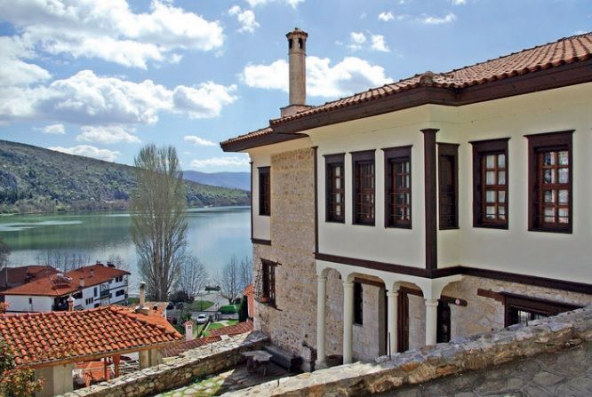 Vergoula mansion, Kastoria. Photo Source: ELLET