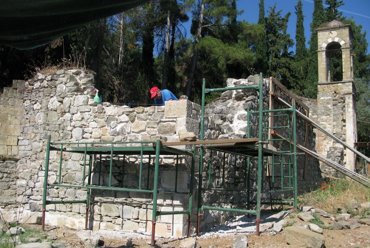 Αποκατάσταση και ανάδειξη μνημείου Ι.Ν. Αγίου Νικολάου και διαμόρφωση περιβάλλοντος χώρου στη Δ.Κ. Σπερχειάδας Δήμου Μακρακώμης