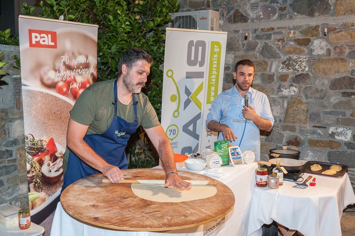 Ο chef Κωστής Κωστάκης και ο Αλέξανδρος Αλεξάνδρου από το Taste Lemnos.