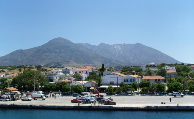Port of Samothrace. Photo © Kamikaze1975 / Wikimedia Commons