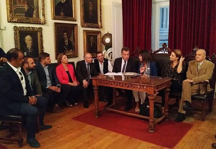 Greek Deputy Tourism Minister Manos Konsolas in talks with Mayor of Central Corfu and the Diapontia Islands Meropi Ydraiou.