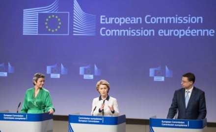European Commission President Ursula von der Leyen (center) with Commission Executive Vice-President in charge of Europe fit for the Digital Age Margrethe Vestager and Commision Executive Vice-President for the Euro and Social Dialogue Valdis Dombrovskis.