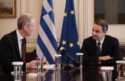 EIM VP Andrew McDowell with Greek Prime Minister Mitsotakis.