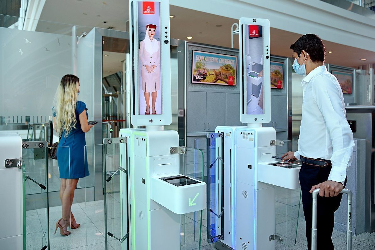 Utilising the latest biometric technology – a mix of facial and iris recognition, Emirates passengers can now check in for their flight, complete immigration formalities, enter the Emirates Lounge, and board their flights, simply by strolling through the airport. The various touchpoints in the Biometric path allow for a hygienic contactless travel journey, reducing human interaction and putting emphasis on health and safety.
