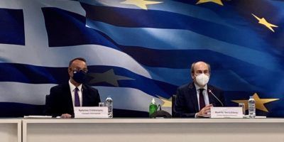 Greek ministers of finance, Christos Staikouras, and labor, Kostis Hatzidakis. Photo source: cstaikouras.gr