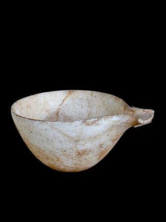 The spouted bowl dating to 2700-2200 B.C.E. Photo source: Manhattan D.A.’s Office