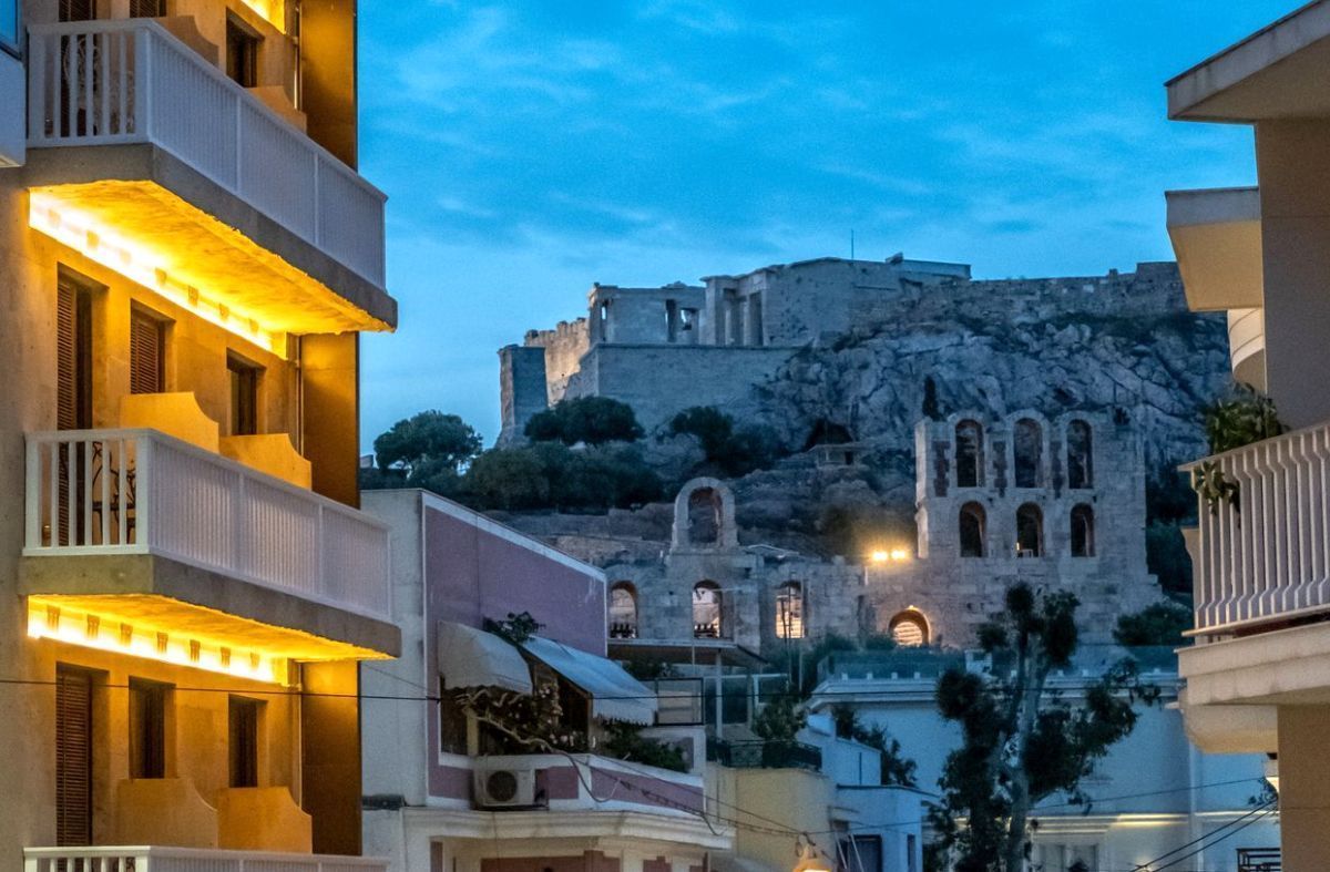 Photo source: all-athens-hotels.com
