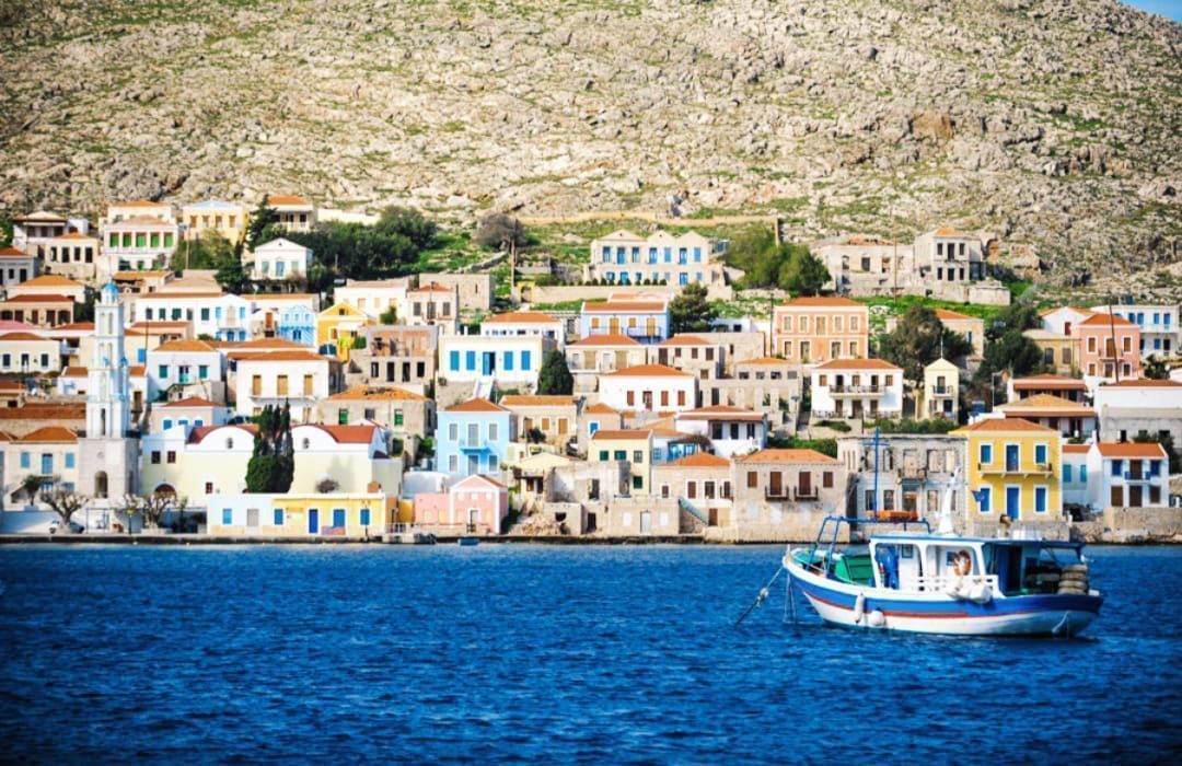 Η Ελλάδα δέχεται αιτήσεις για τουριστικές επενδύσεις