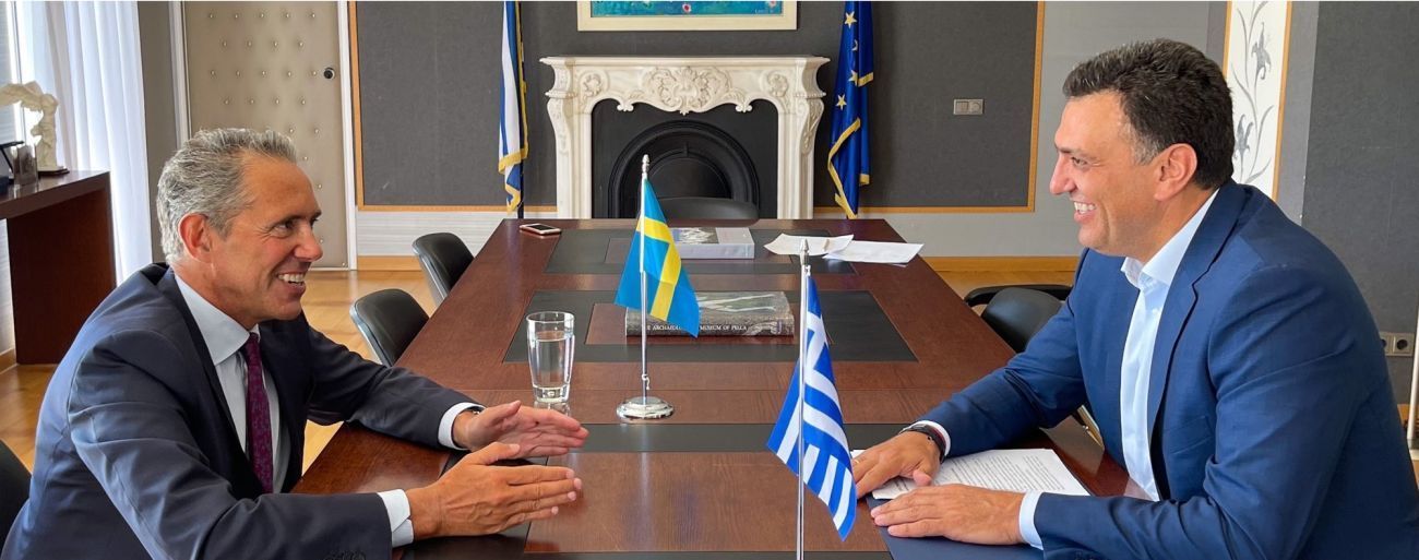 Sweden’s Ambassador to Greece Johan Borgstam and Greek Tourism Minister Vassilis Kikilias. Photo source: Swedish Embassy