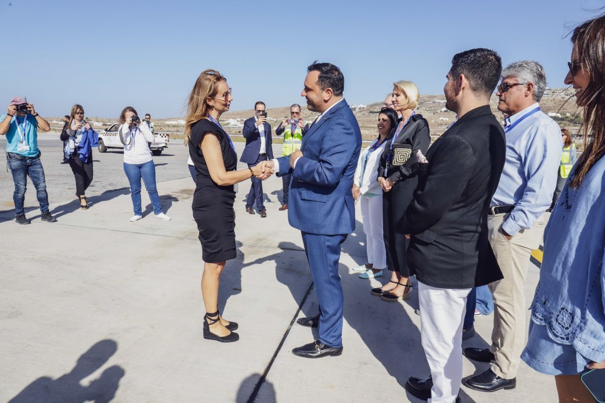 Mykonos Mayor Konstantinos Koukas with Christina Karamichou, president of organizer MEAS Triton, based in Thessaloniki.