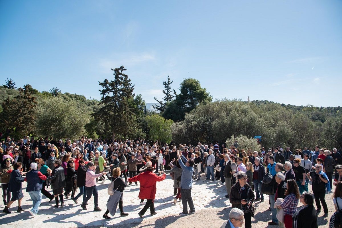 Philopappou Hill Clean Monday celebrations. Photo source: Athens Municipality.