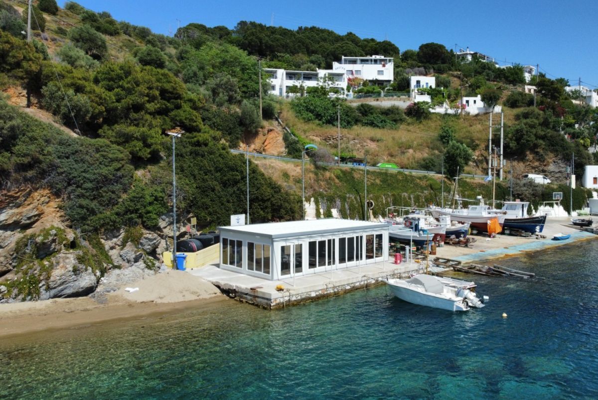A view of the passenger terminal for arrivals and departures at Skyros seaplane port. Photo source: Hellenic Seaplanes