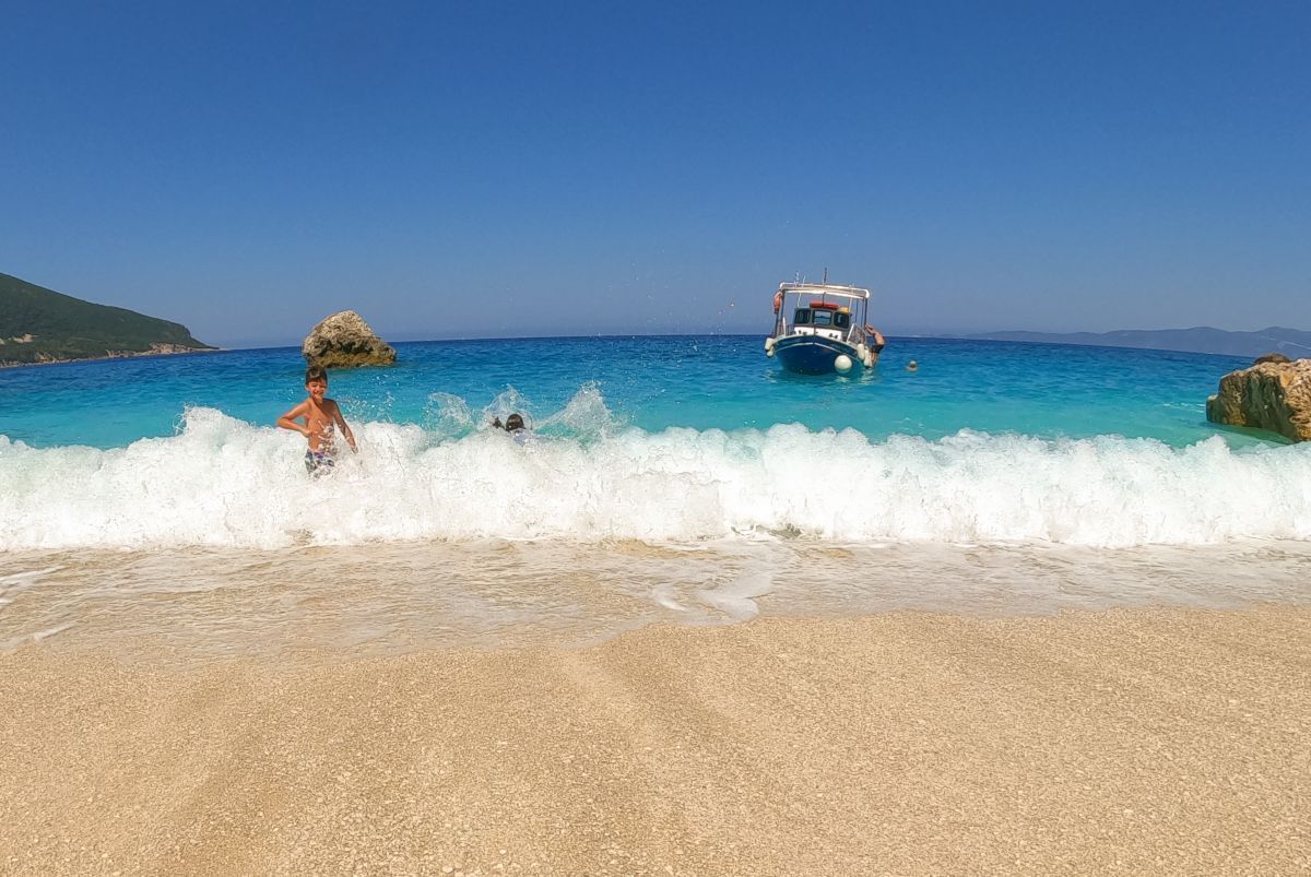 Εθνική: Το 2023 θα μπορούσε να είναι χρονιά ρεκόρ για τον ελληνικό τουρισμό