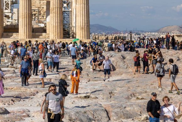Greece Welcomes 2 Million Travelers in October, Sees Off-season Demand Grow