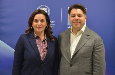 Greek Tourism Minister Olga Kefalogianni and US Ambassador to Greece George J Tsunis. Photo source: Tourism Ministry