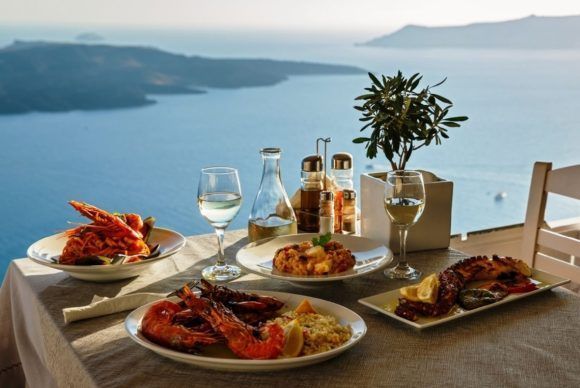 Greece’s F&B and Accommodation See 10% Rise in 2023 Turnover