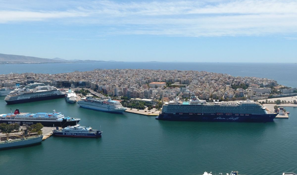 cruise port piraeus