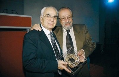 Nikos Skoulas, president of the Minoan International College, received an award for his offer to conference tourism by HAPCO's president Dinos Astras. At the conference Mr. Skoulas gave a speech entitled 