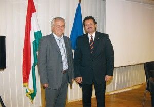 Konstantionos E. Konstantinidis, honorary consul of the Republic of Hungary for Crete and Ambassador of Hungary to Athens, Jozsef Toth. According to Mr. Konstantinidis, Crete has grown to become one the most favorite destinations of Hungarians and the island will participate at Utazas 2009 with an emphasis on local unions.