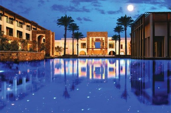 Amirandes, the new six-star luxurious resort of the Grecotel group.