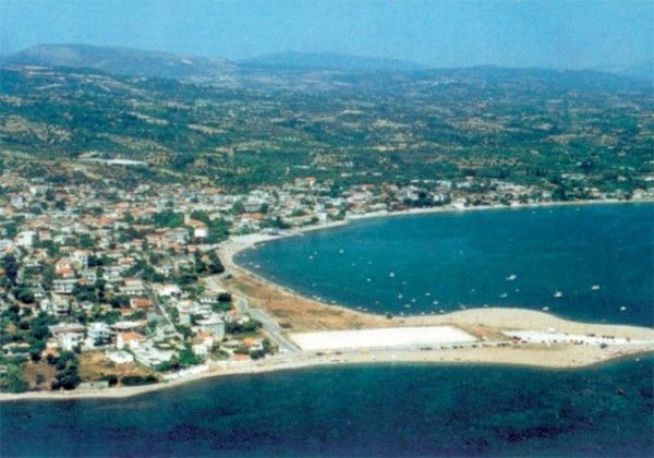 Vasilis Kostantakopoulos’ large tourism development project in the Messinia finally received all the permits required to get underway.
