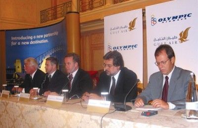 Gulf Air's Luke Medley, John Butler and James Hogan -the carrier's president and chief executive officer- with Olympic Airways' head, Dionysis Kalophonos and the airline's Costas Mavrikis.