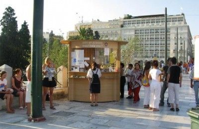 Specially-trained volunteers advise on the major sights to see in Athens.
